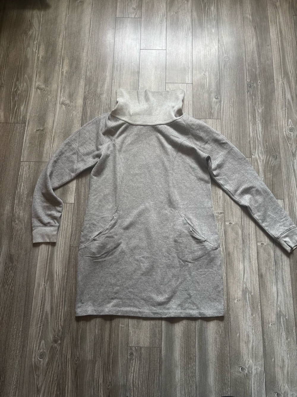 Lole Light Gray Ribbed Crewneck Sweatshirt